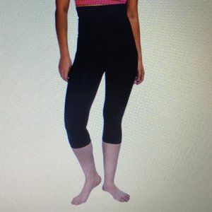 EllenTracy Capri Hi-Waist Compression Leggings S/M